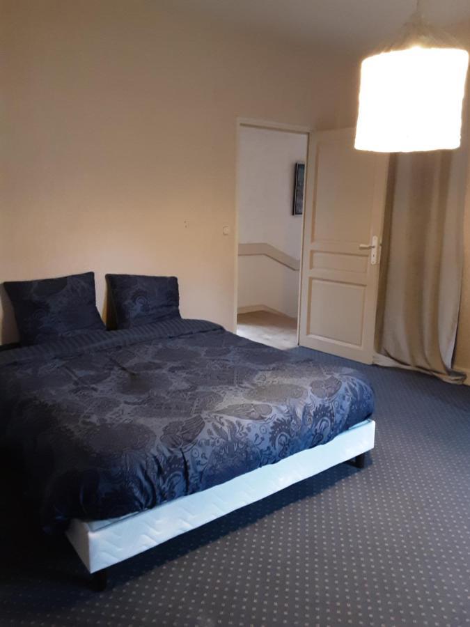 Chateau De La Touche Proche Poitiers Hotel Savigny-Lévescault Екстериор снимка